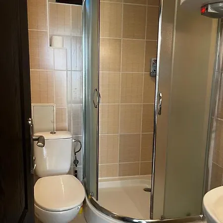 Gorgeous, 3 Bed At Bay View *
