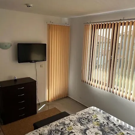 Gorgeous, 3 Bed At Bay View