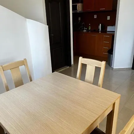Apartment Gorgeous, 3 Bed At Bay View *